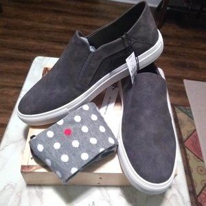 Men's Slip-on Sneaker/Shoe w/Collapsible Heel